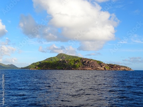 Seychelles - round island between Praslin and La Digue © Giban