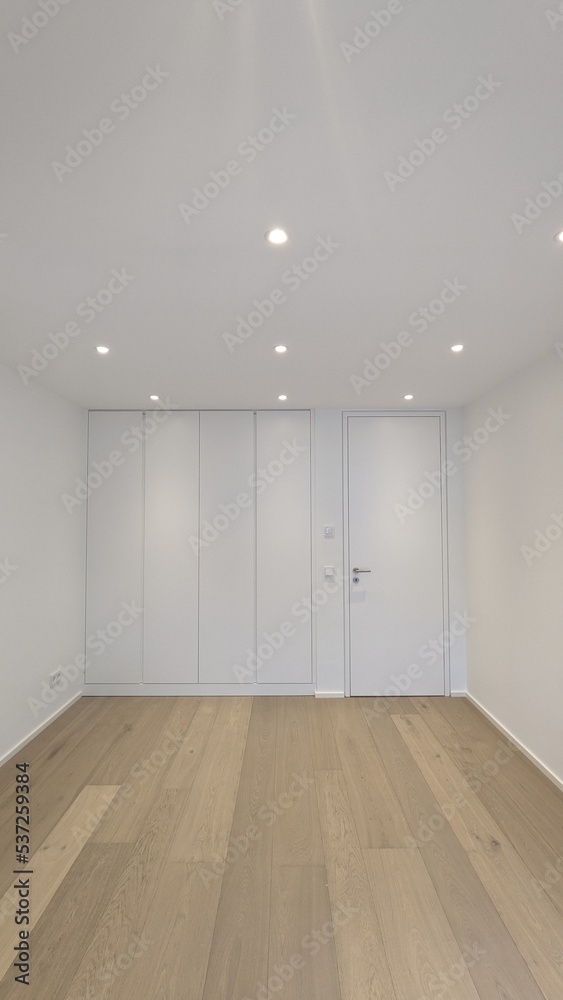 Schrank 1