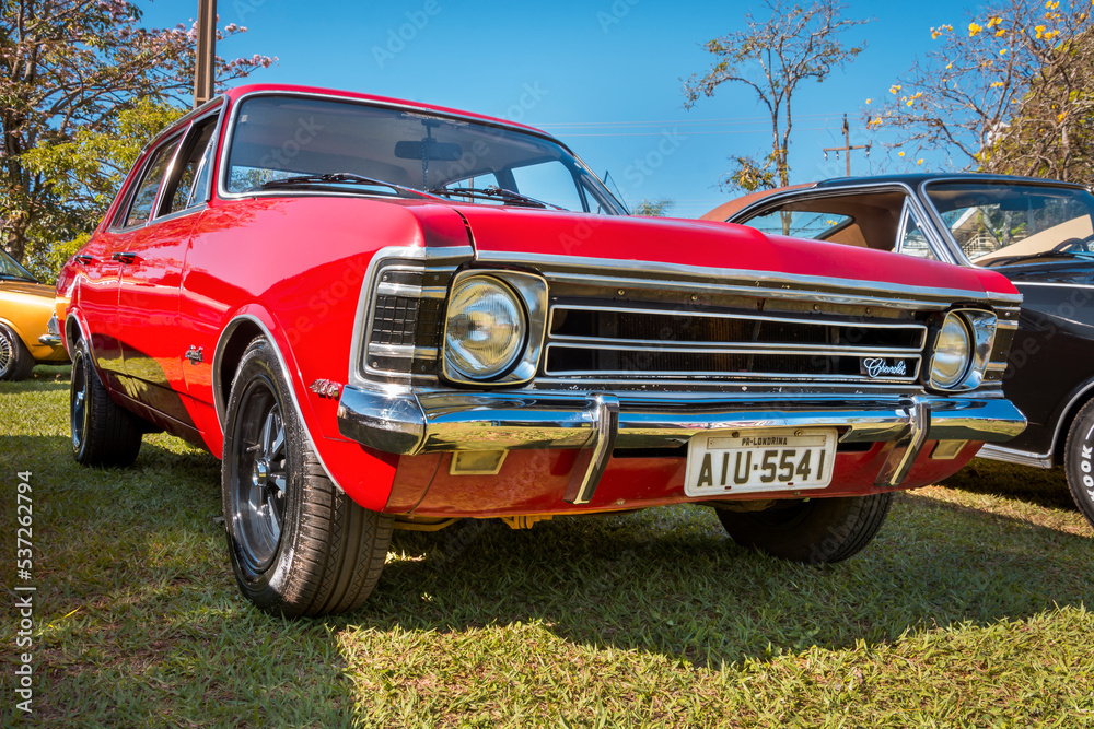 Fotka „Vehicle Chevrolet Opala model 4100, year 1972, on display at
