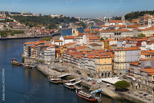Obraz na płótnie Ribeira District and Arrabida Bridge in Porto w salonie