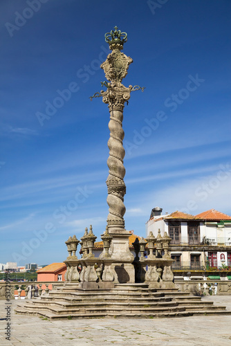 Obraz na płótnie Pillory of Porto w salonie