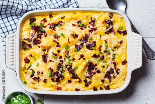 Valokuva Baked mashed potatoes with bacon and green onion