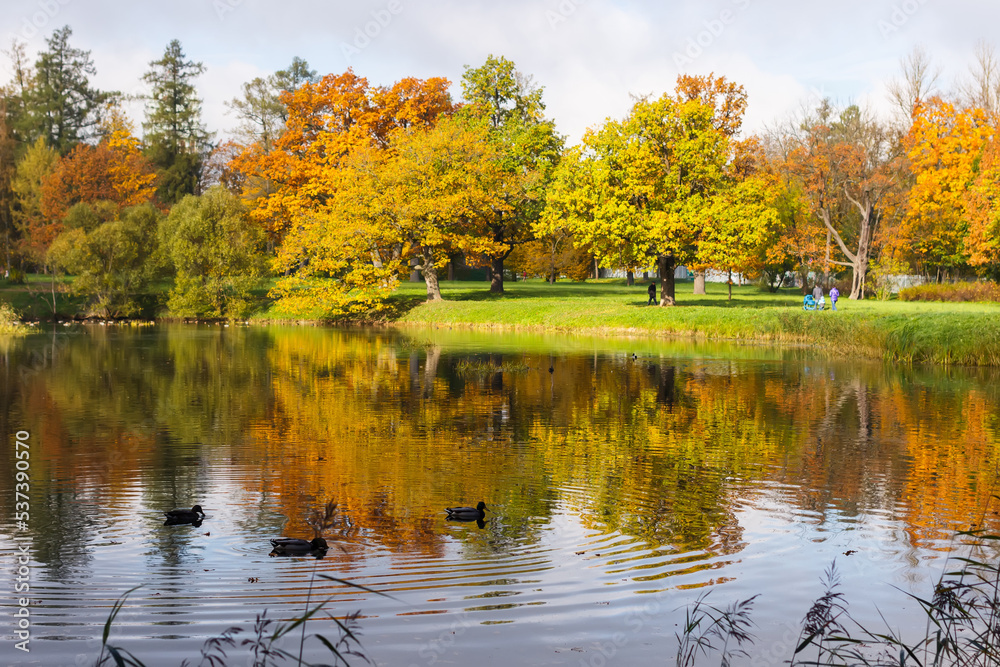 Alexander Park in autumn in October Alexander Park in autumn in October