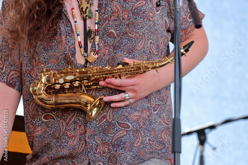 Music instruments the warm your heart