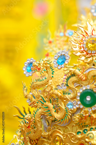 Jewelry golden dragon statue © kitty180