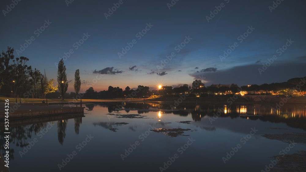 Fototapeta premium the Square on the Water in Rimini at night