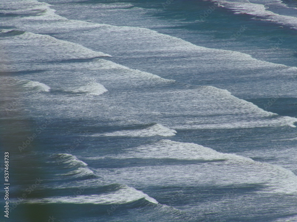 Obraz premium Wave ripples in the ocean