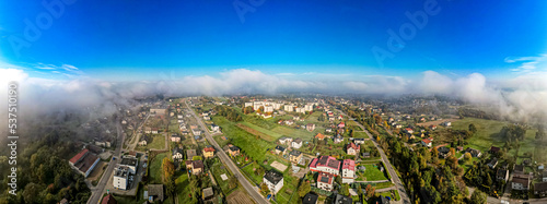Przedmieście miasta Jastrzębie-Zdrój na Śląsku w Polsce. Panorama jesienią z lotu ptaka podczas porannej mgły. photo