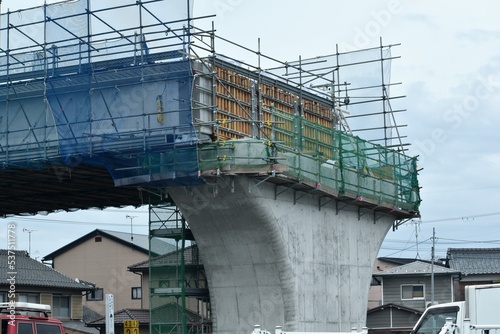 国道高架橋工事