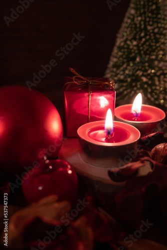 クリスマス キャンドル 赤 光 飾り 冬