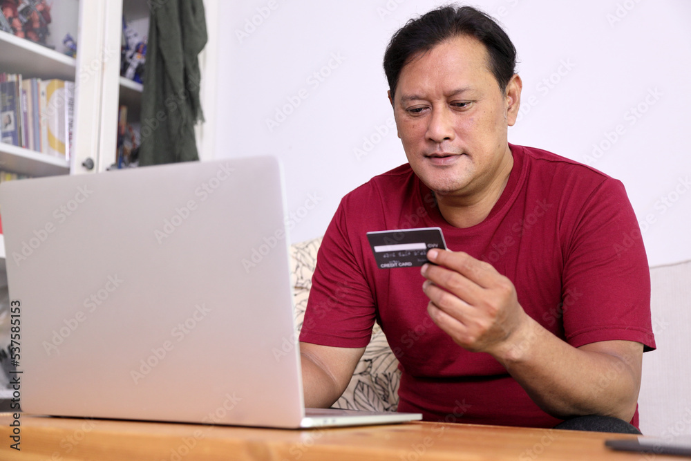 Shpping at Home Shpping at Home