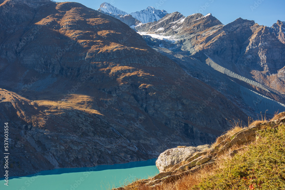 Obraz premium Herbst in den schweizer Bergen