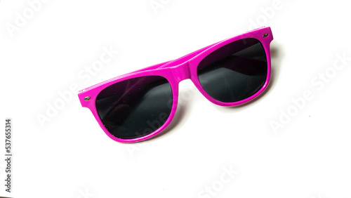 Cuadro en lienzo Pinke Sonnenbrille auf weißem Grund