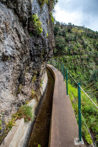 The Levada do Moinho to Levada Nova waterfall hike 