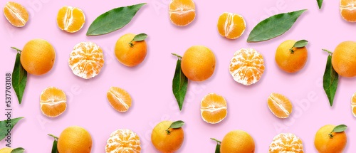 Fototapeta Naklejka Na Ścianę i Meble -  Sweet tangerines on white background