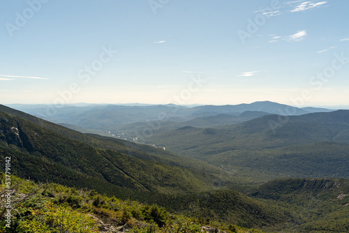 Magnificent Hiking trip to Mount Lafayette on a clear summer day © Philippe