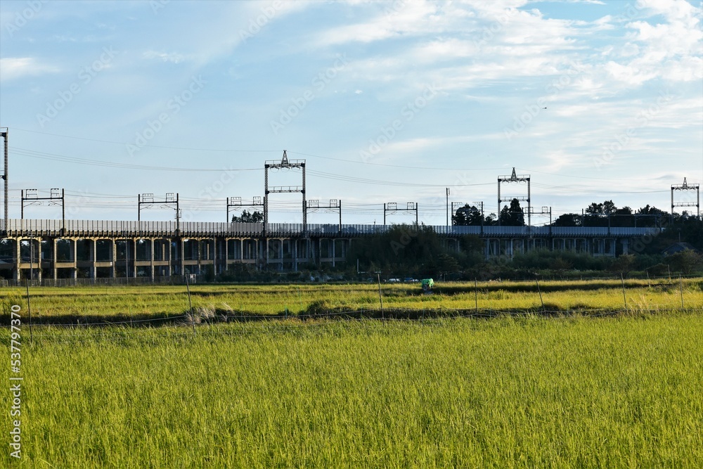 湖西線高架橋風防壁 湖西線高架橋風防壁