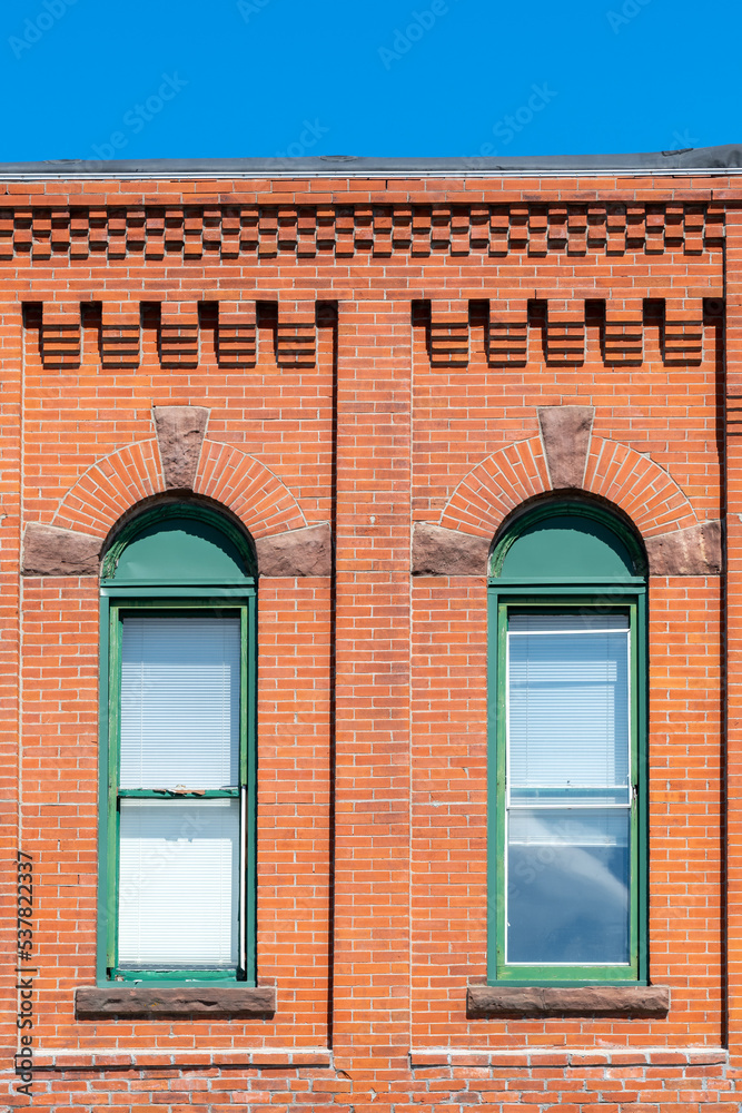 Obraz premium Architectural details of buildings in the summer. Rural Minnesota city in the USA.