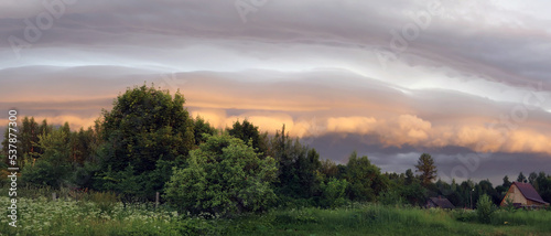 A thundercloud colored by sunlight © ElenKa