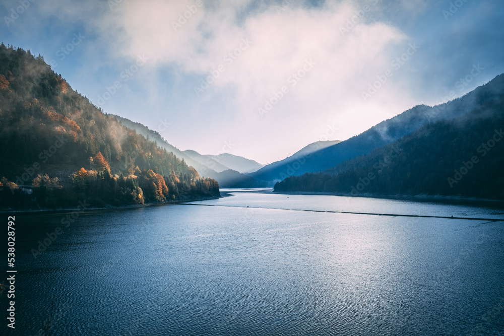 See in Bayern (Sylvenstein Speichersee) See in Bayern (Sylvenstein Speichersee)