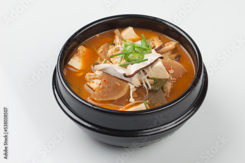 brisket doenjang jjigae, doenjang jjigae, doenjang jjigae, doenjang jjigae, doenjang, beef, tofu, vegetables, vegetables, Korean food, food, food, ingredients,차돌된장찌개,  된장찌개 ,차돌박이, 찌개 ,된장 ,소고기, 두부 ,야채, photo