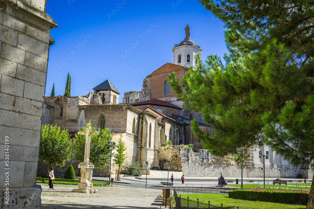 City of Valladolid, Spain. Ciity streets of Valladolid, with the Zorrilla Square, Valladolid Cathedral and St Mary´s Church City of Valladolid, Spain. Ciity streets of Valladolid, with the Zorrilla Square, Valladolid Cathedral and St Mary´s Church