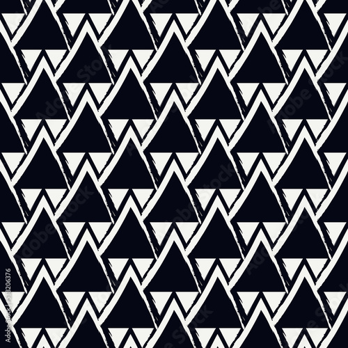 Paint brush scales seamless pattern. Japan traditional ornament. Hand drawn squama. Ethnic embroidery. Repeated scallops. Fish scale. Repeat scallop shapes. Japanese sashiko uroko motif