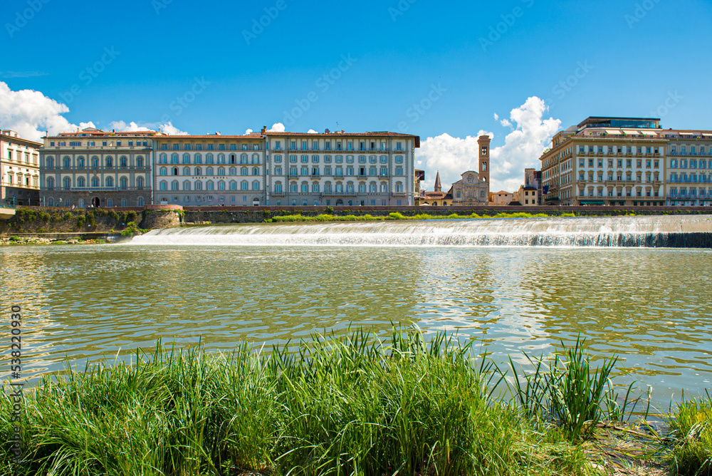 Fototapeta premium View along the River Arno, Florence, Italy.