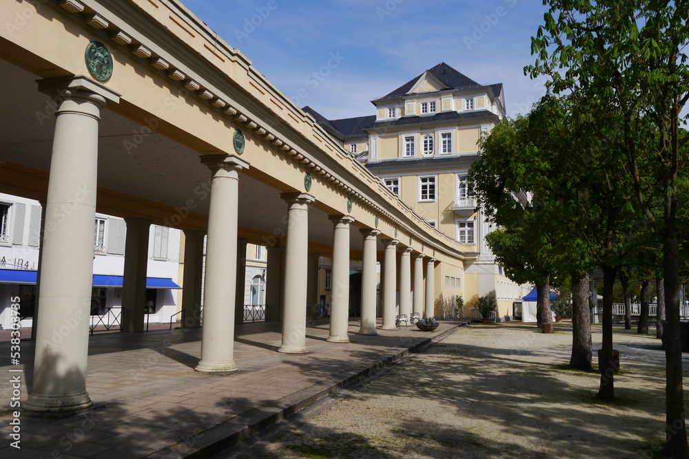 Obraz premium Kolonnaden Kurbereich in Bad Ems