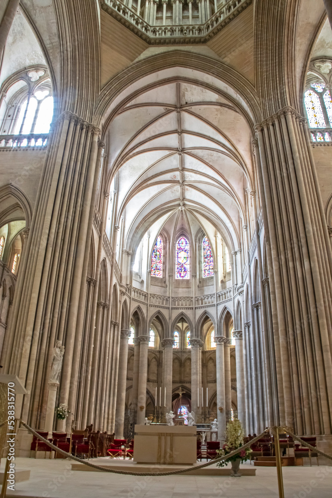 Coutances.  Chœur et autel de la cathédrale Notre-Dame. Manche. Normandie