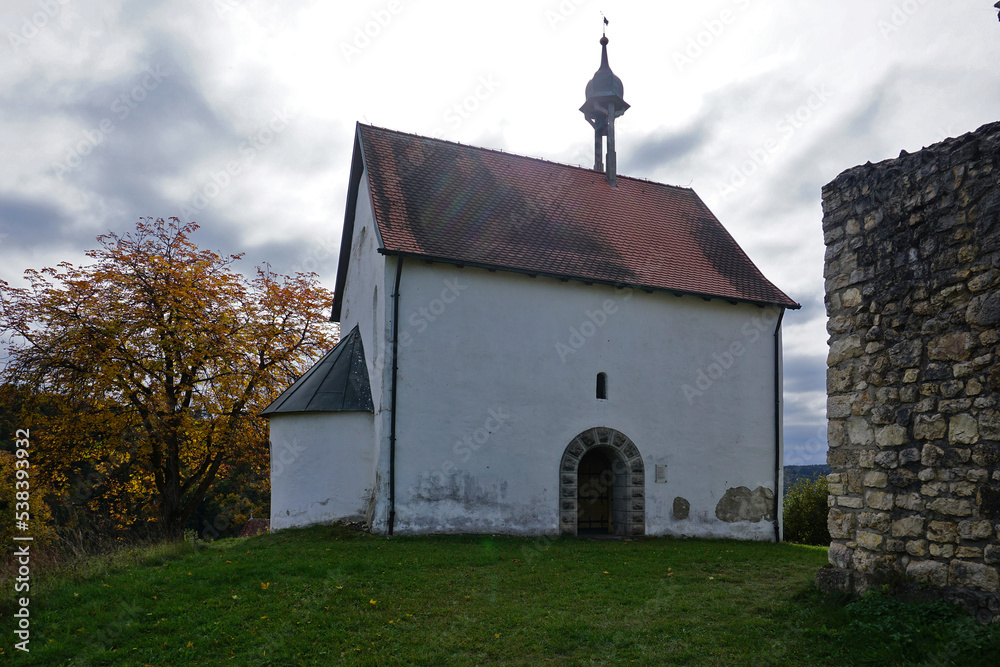 Peterskapelle; Burgkapelle; bei der Burgruine der Grafen von Veringen; Veringenstadt, Schwäbische Alb