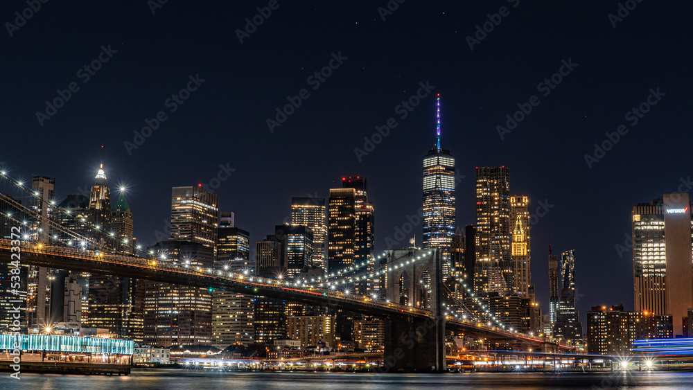 Obraz premium city bridge at night