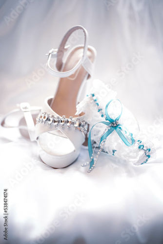 Sapatos da noiva photo