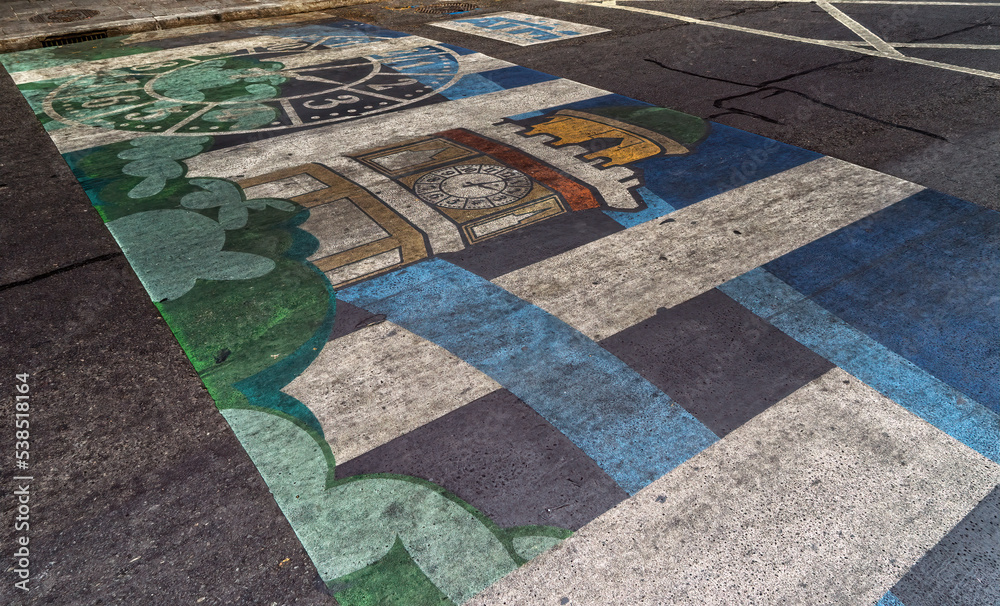 Guayaquil crosswalk art at 10 de Agosto Street, near Malecon 2000