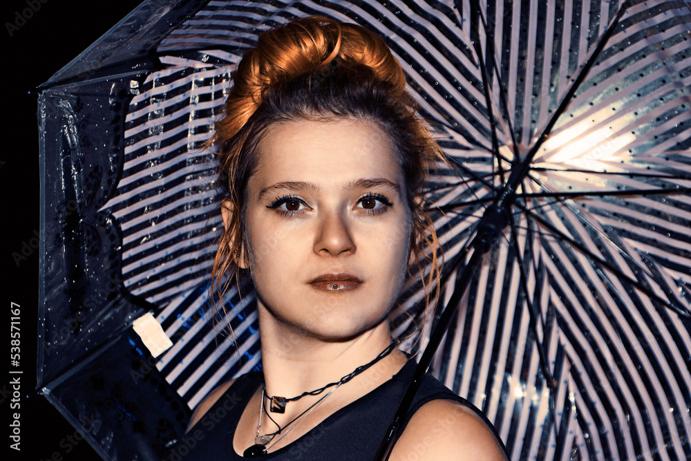 Frau mit Regenschirm Frau mit Regenschirm