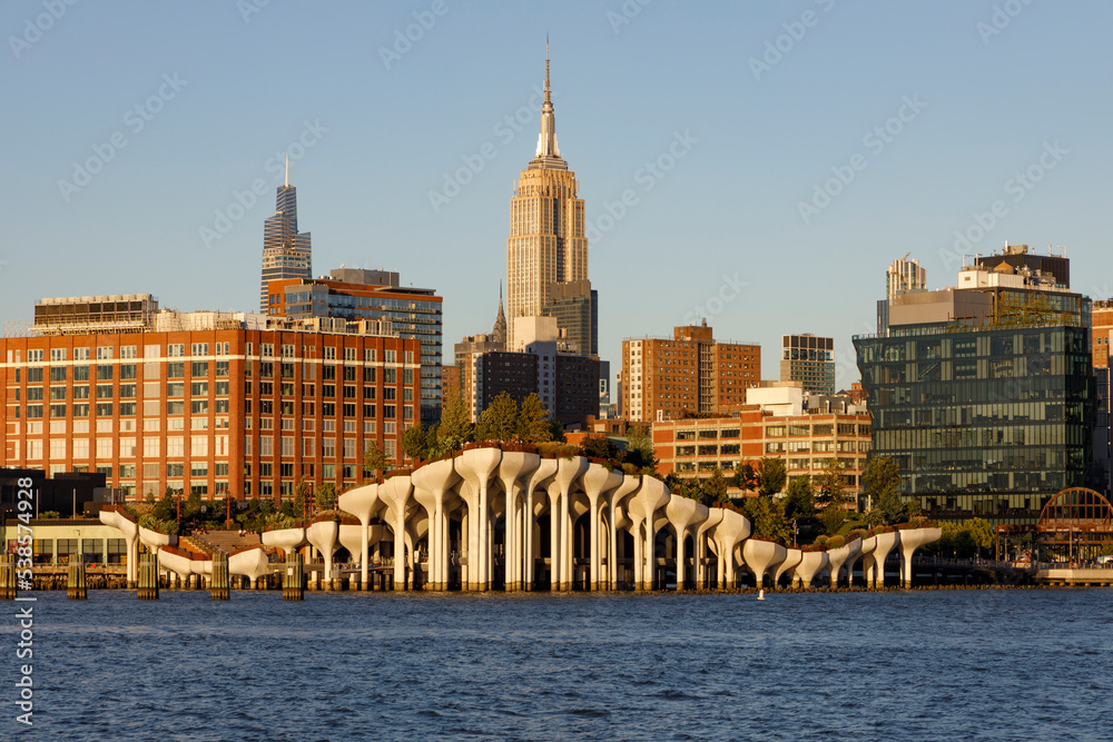 Fototapeta premium little island and skyline
