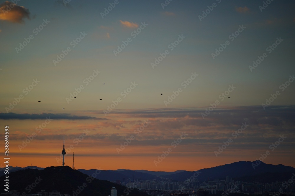 Fototapeta premium 인왕산 일출 sun rising