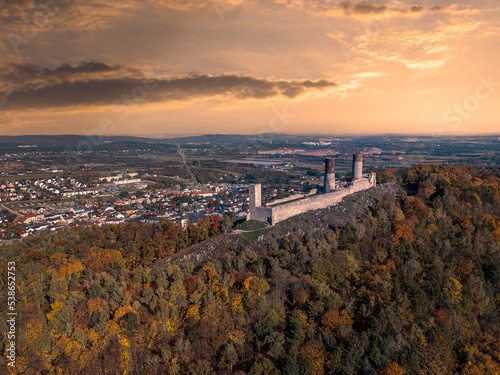 Fototapeta Naklejka Na Ścianę i Meble -  Checiny Castle photographed from above overlooking the city of Checiny, Poland.