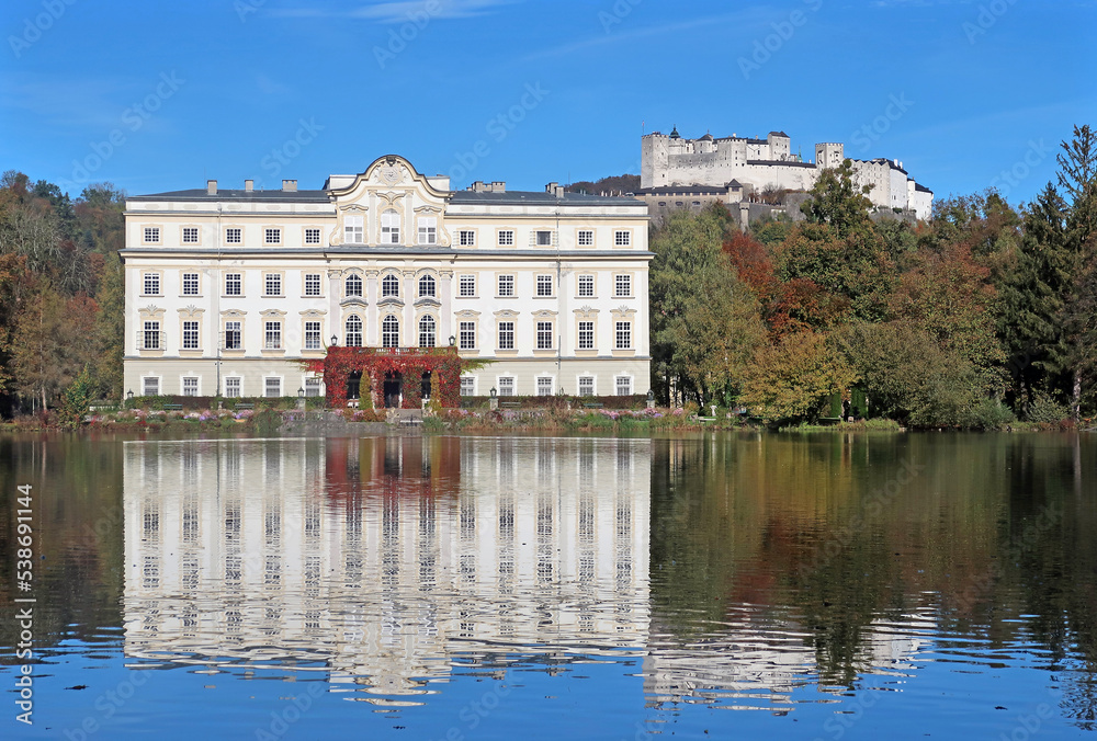 Leopolskroner Weiher im Herbst, Salzburg