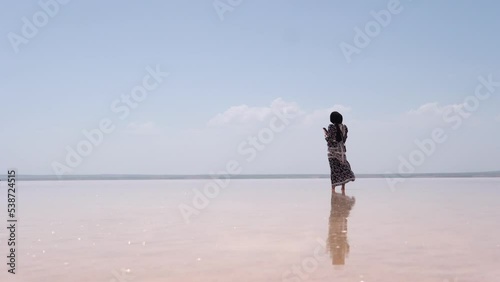 An endless void and walking in the salt lake