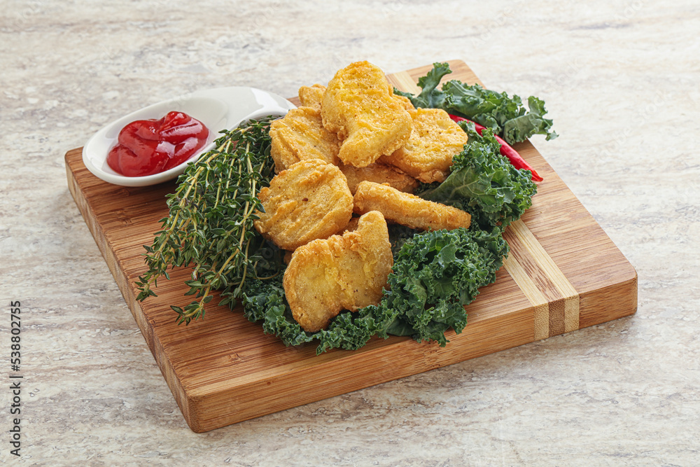 Crispy chicken nuggets with tomato ketchup Crispy chicken nuggets with tomato ketchup