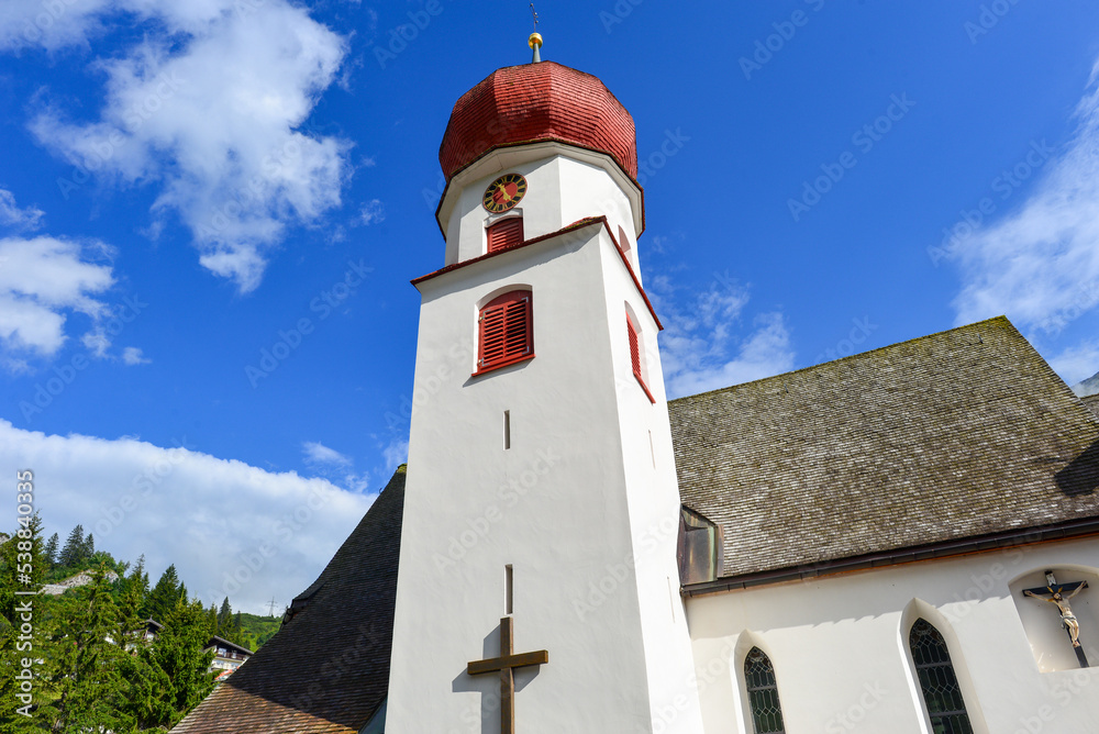 Pfarrkirche Stuben am Arlberg im österreichischen Bundesland Vorarlberg