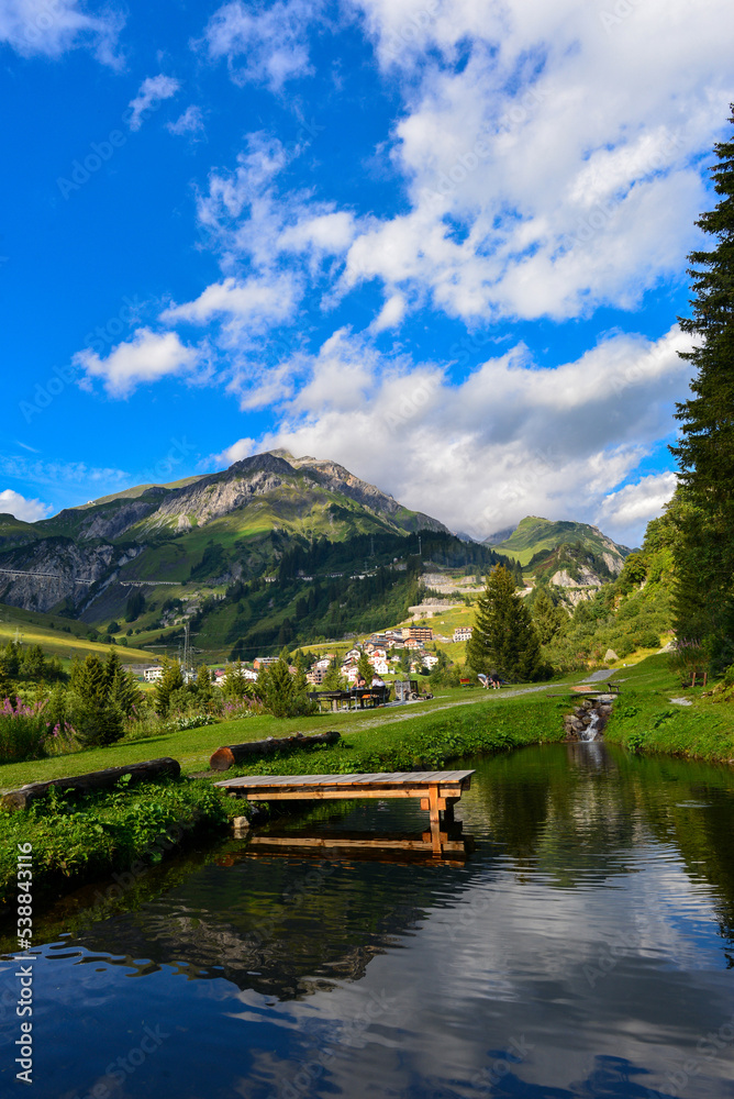 Fototapeta premium Stuben am Arlberg im österreichischen Bundesland Vorarlberg