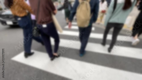 Wallpaper Mural 休日の表参道　たくさんの人々　ぼかし　スロー撮影 Torontodigital.ca