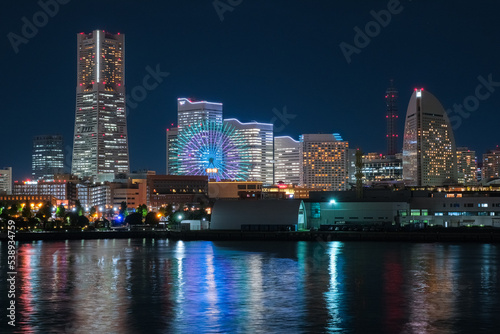 神奈川県横浜市 大桟橋ふ頭から見るみなとみらいの夜景
