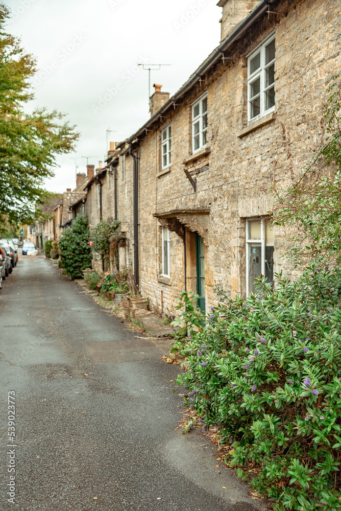old English village cotswolds