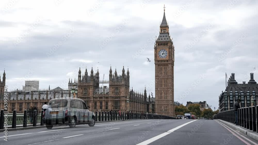 Timelapse view of the London city center near Westminster Abby and the Big Ben clock tower. Busy life in London.