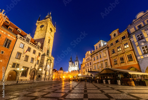 Fototapeta Naklejka Na Ścianę i Meble -  Evening view of the Old Town square in Prague, Czech Republic