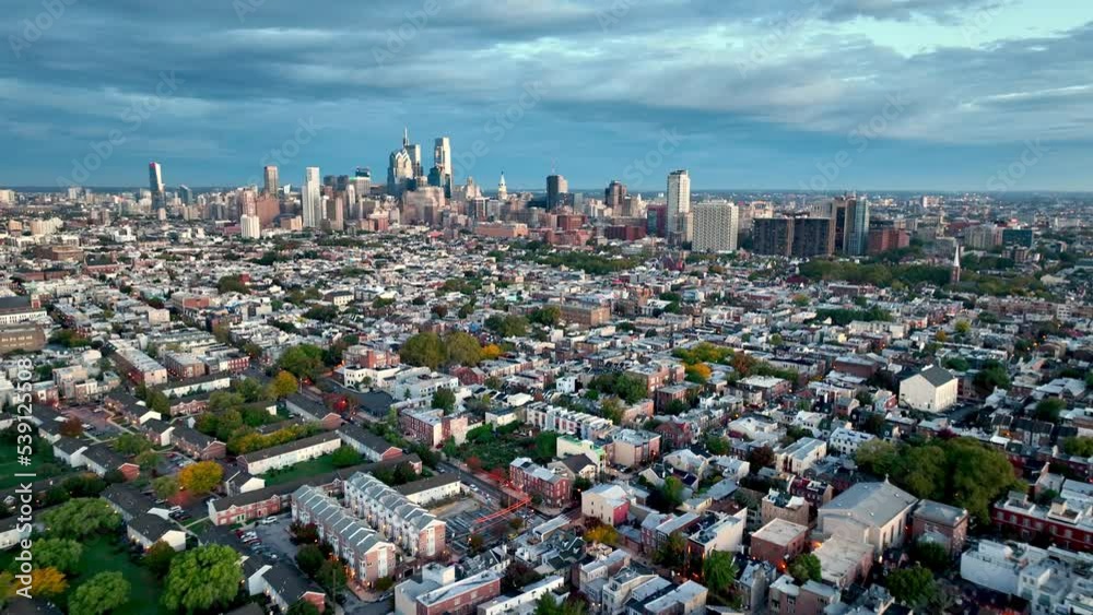 Philadephia Pennsylvania Aerial Pullout in 4k