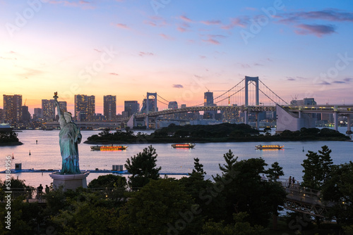 東京都 夕暮れのお台場 